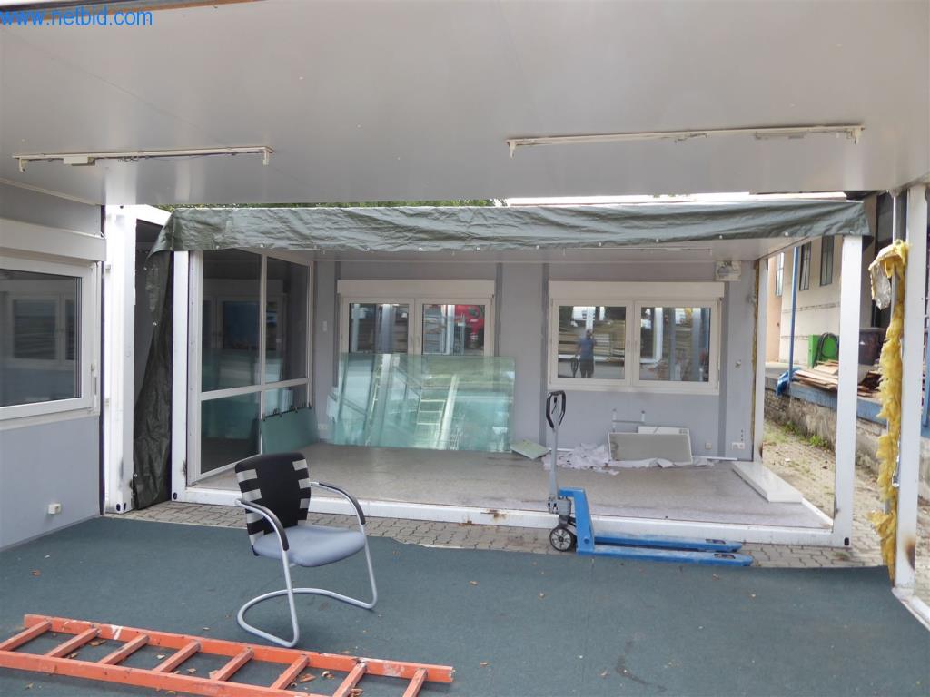 Máquinas bem conservadas do sector da decoração de interiores e da construção-4