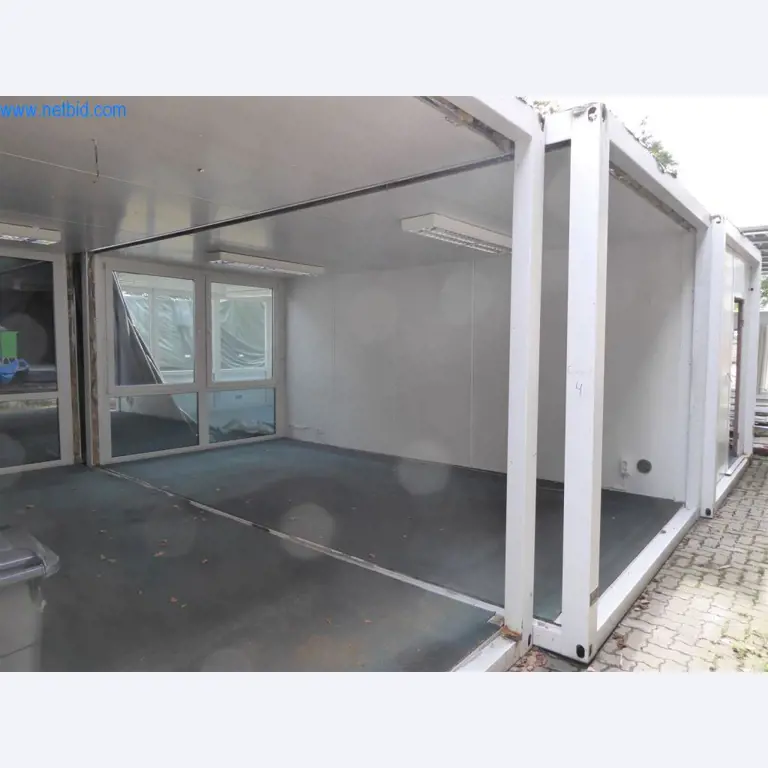 Máquinas en buen estado del sector del diseño de interiores y la construcción-5