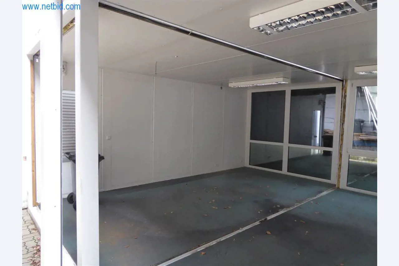 Máquinas en buen estado del sector del diseño de interiores y la construcción-6