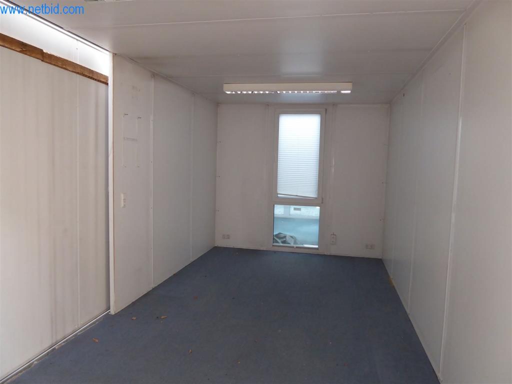 Máquinas bem conservadas do sector da decoração de interiores e da construção-7