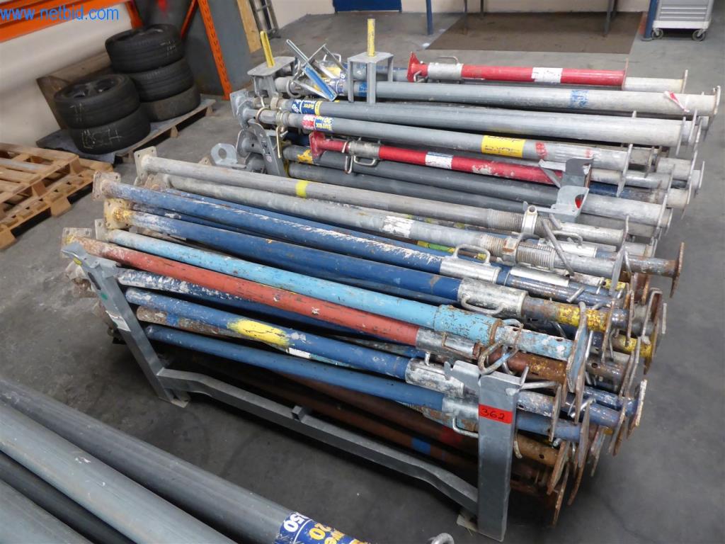 Máquinas bem conservadas do sector da decoração de interiores e da construção-3