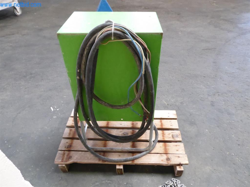 Máquinas bem conservadas do sector da decoração de interiores e da construção-4