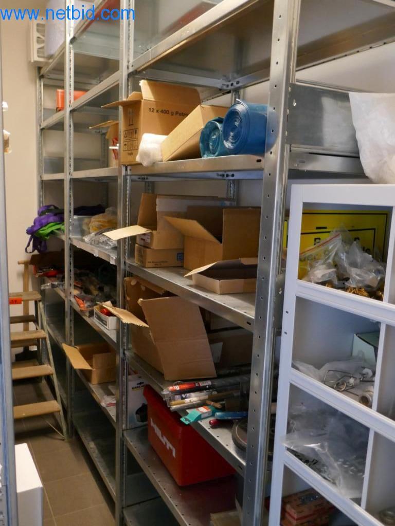 Máquinas bem conservadas do sector da decoração de interiores e da construção-2