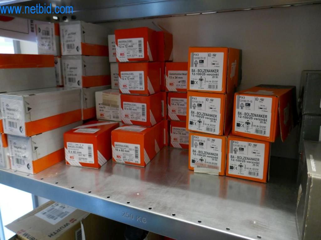 Máquinas bem conservadas do sector da decoração de interiores e da construção-6