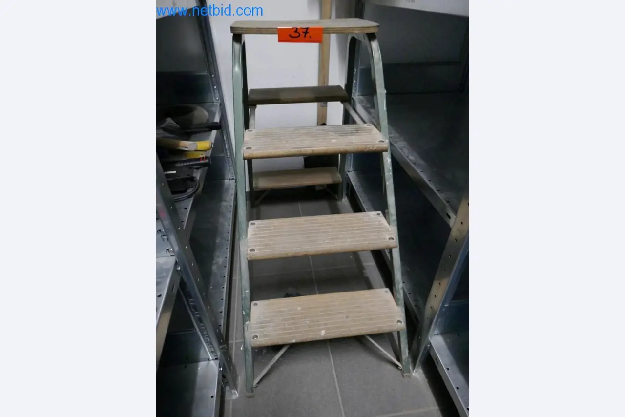 Gepflegte Maschinen aus dem Bereich Innenausbau und Bauhandwerk-1