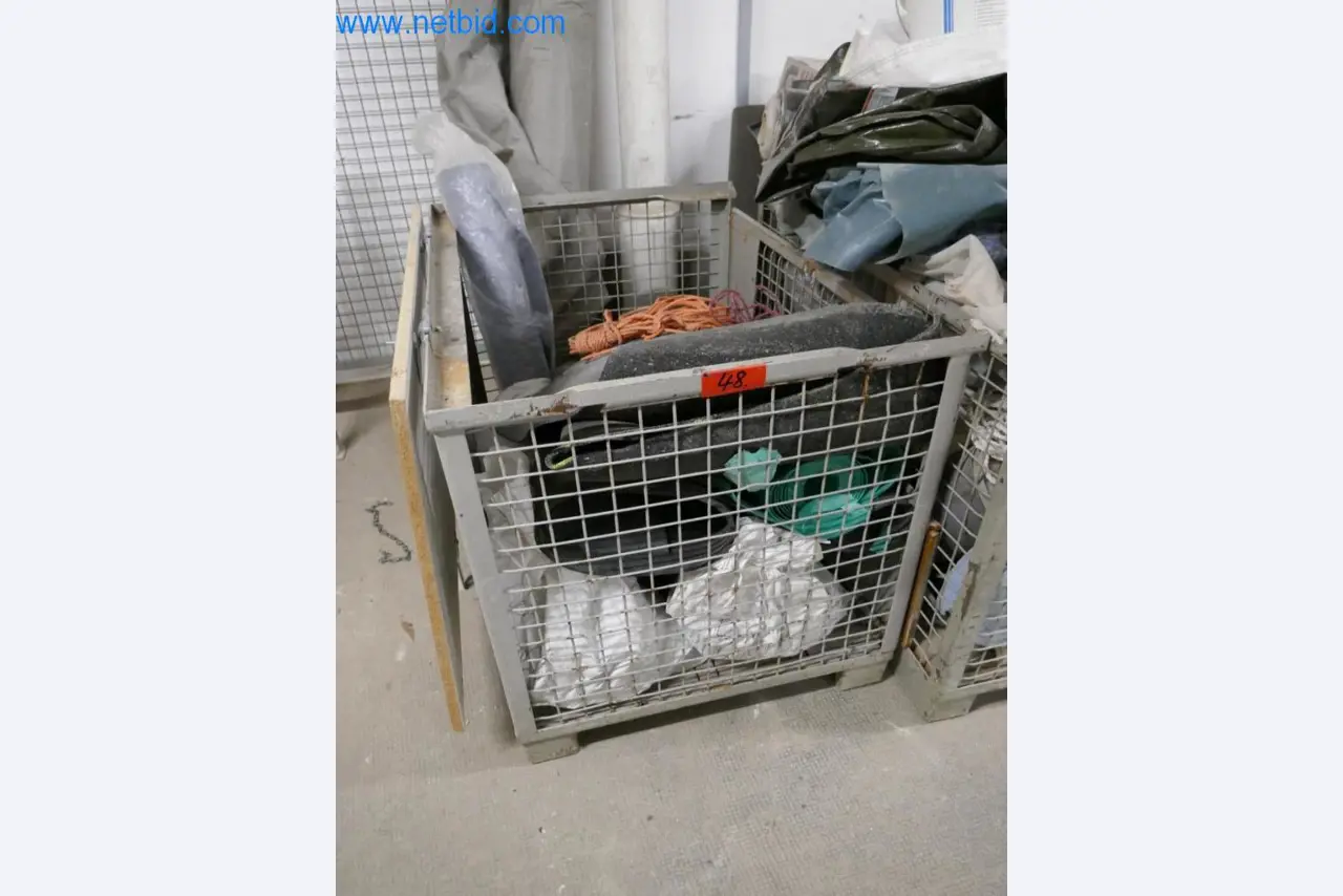 Máquinas en buen estado del sector del diseño de interiores y la construcción-1