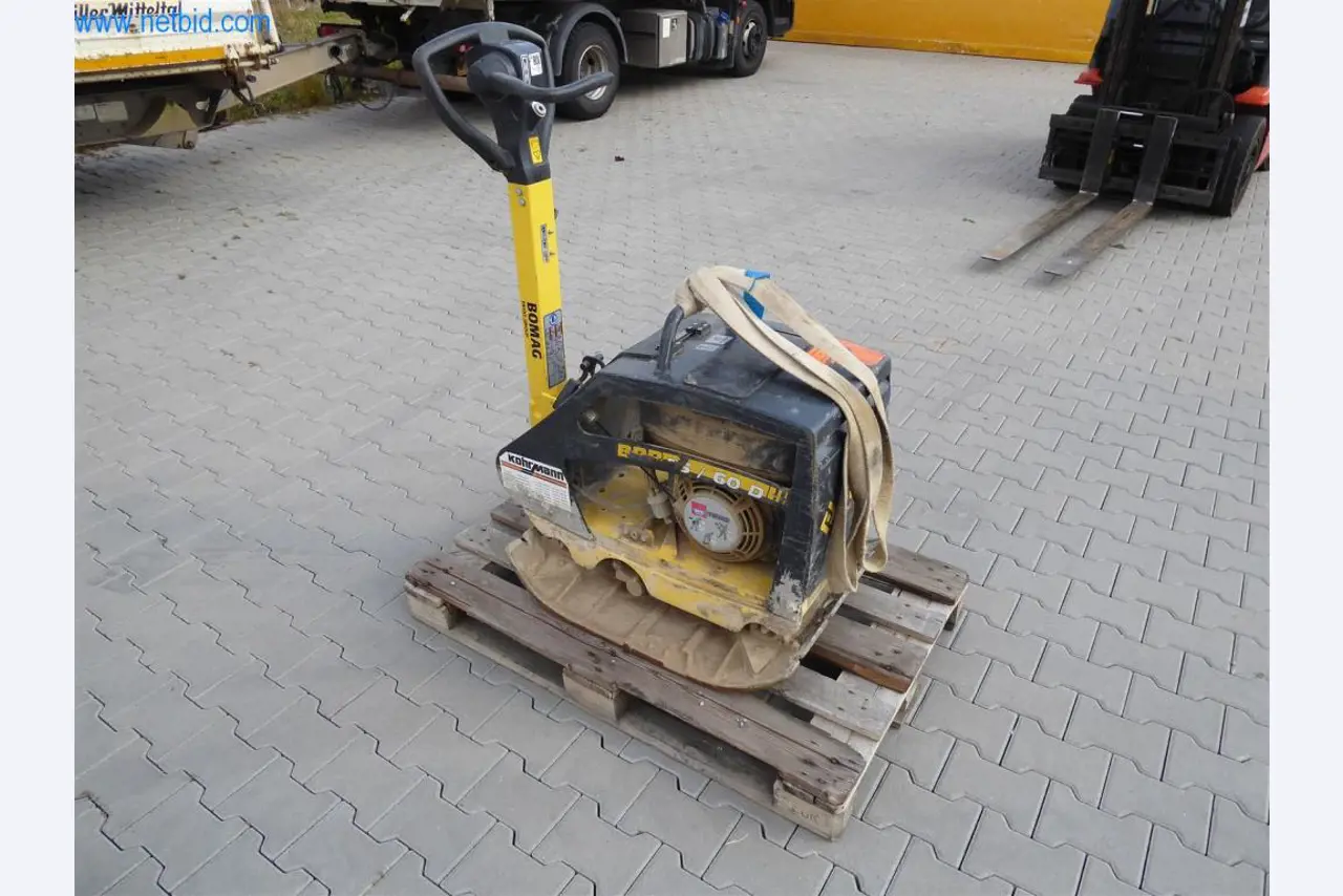 Gepflegte Maschinen aus dem Bereich Innenausbau und Bauhandwerk-1
