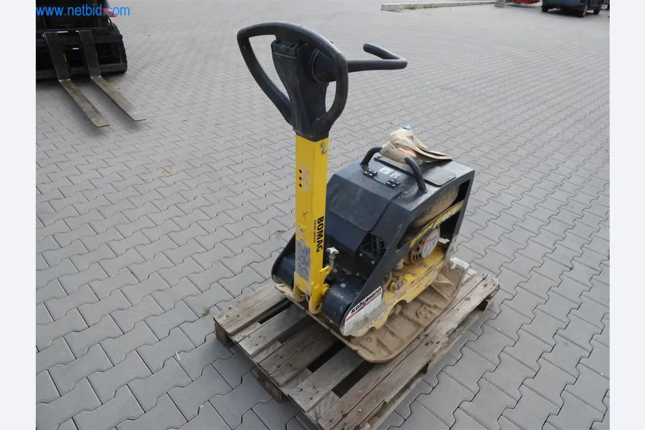 Gepflegte Maschinen aus dem Bereich Innenausbau und Bauhandwerk-4