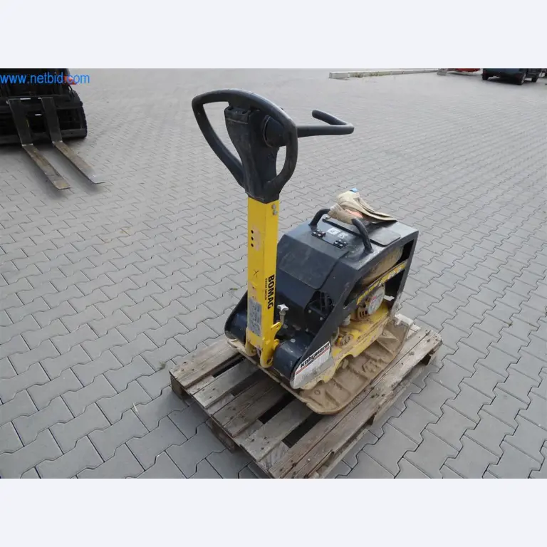 Gepflegte Maschinen aus dem Bereich Innenausbau und Bauhandwerk-4
