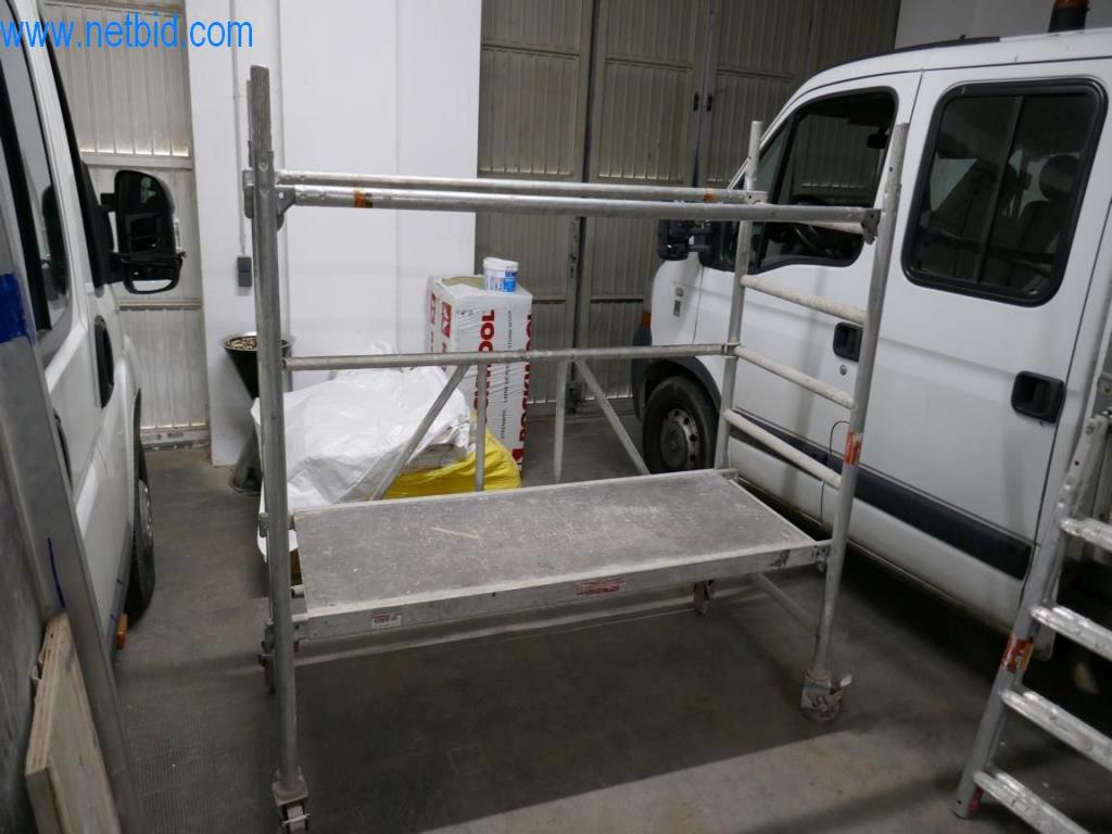 Dobro vzdrževani stroji iz sektorja notranjega oblikovanja in gradbeništva-2