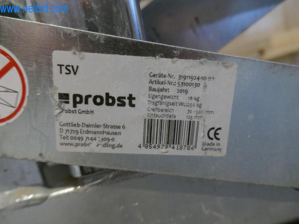 Dobro vzdrževani stroji iz sektorja notranjega oblikovanja in gradbeništva-2