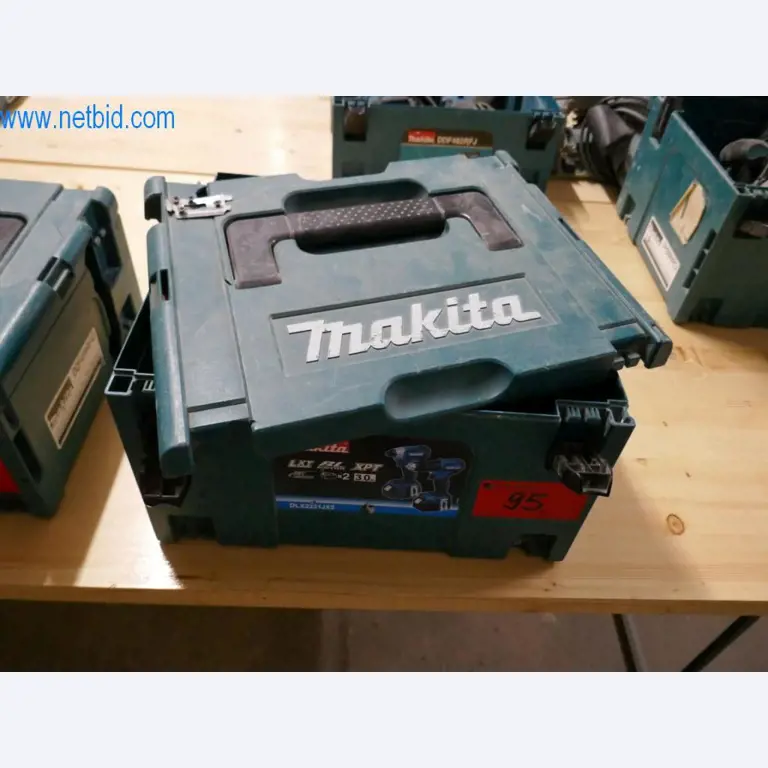 Goed onderhouden machines uit de interieur- en bouwsector-10