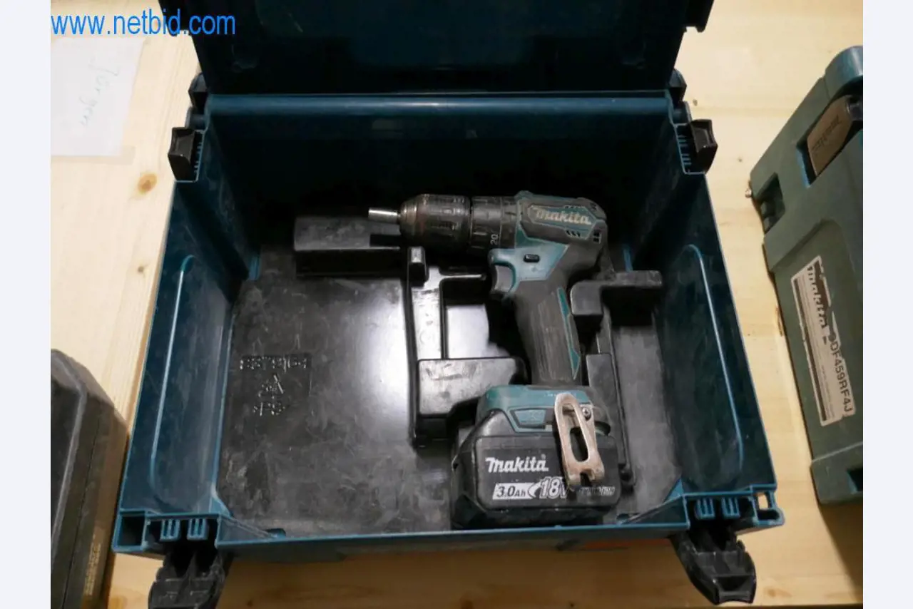 Goed onderhouden machines uit de interieur- en bouwsector-4