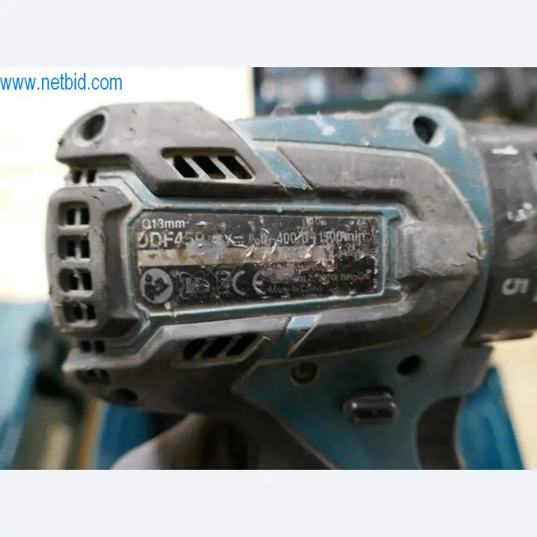 Goed onderhouden machines uit de interieur- en bouwsector-8