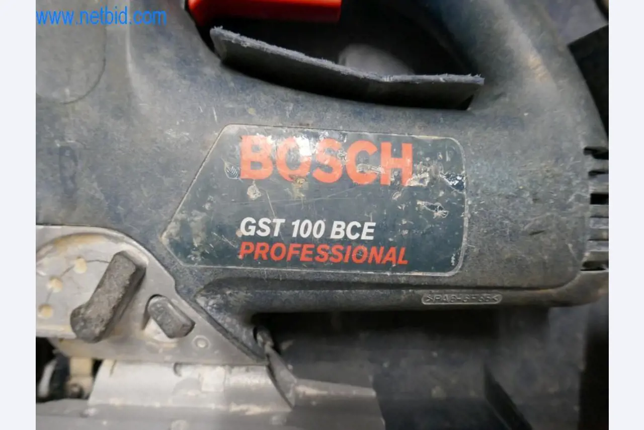 Dobro vzdrževani stroji iz sektorja notranjega oblikovanja in gradbeništva-10