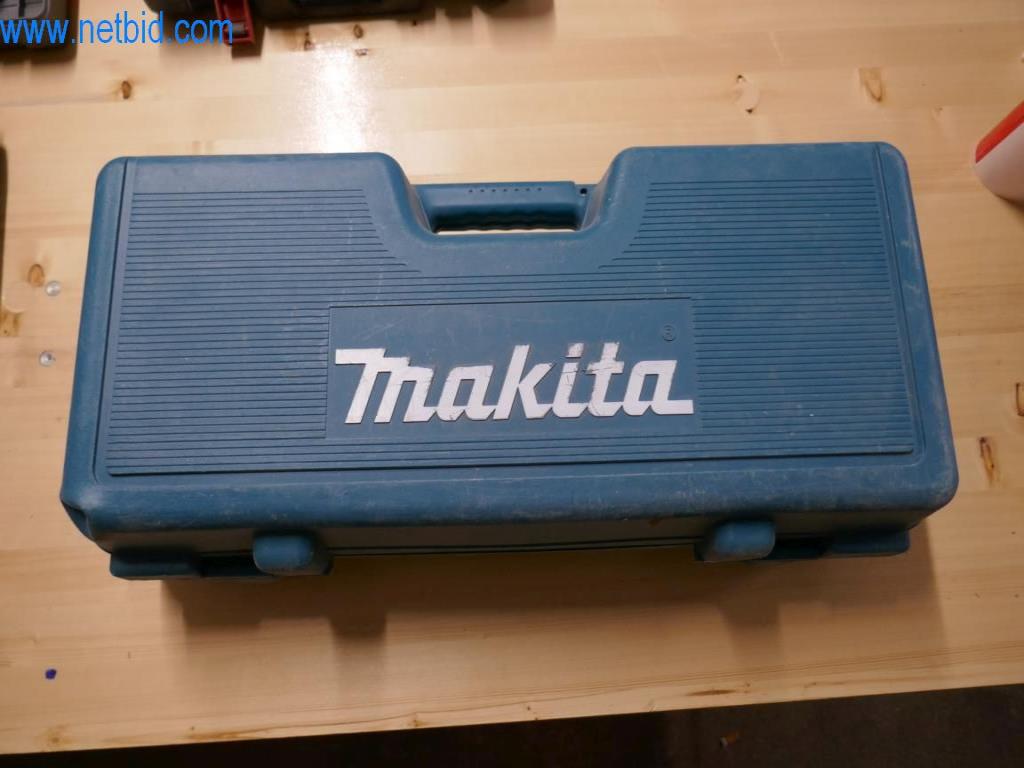 Dobro vzdrževani stroji iz sektorja notranjega oblikovanja in gradbeništva-3