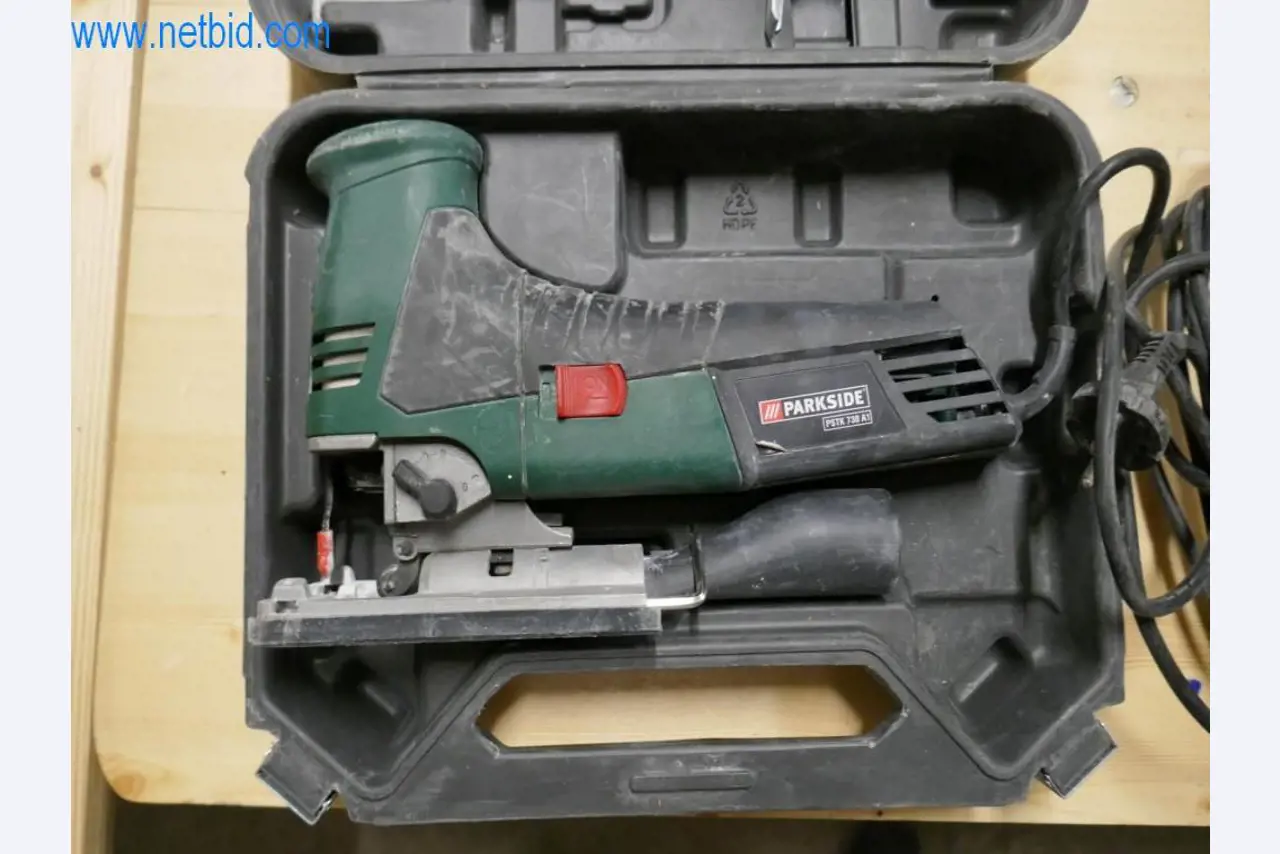 Dobro vzdrževani stroji iz sektorja notranjega oblikovanja in gradbeništva-4