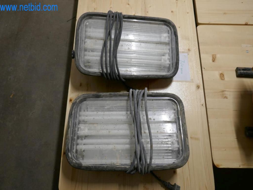 Dobro vzdrževani stroji iz sektorja notranjega oblikovanja in gradbeništva-1