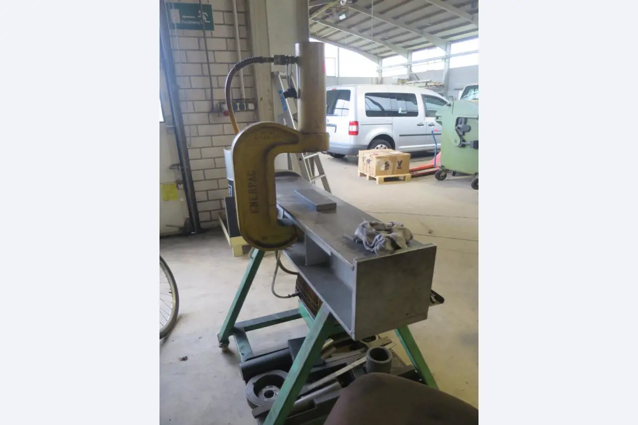 Metal working machines-4