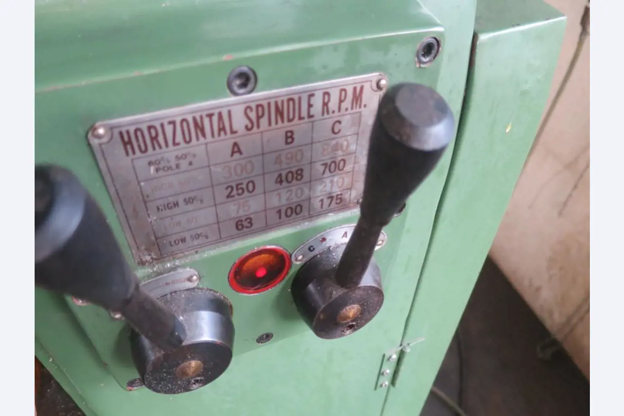 Maszyny do obróbki metalu-4