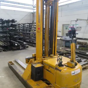 Electric pedestrian stacker - later release from 31.10.2022 Jungheinrich EDB 35 G 170-380 T