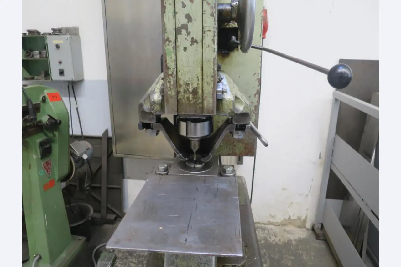 Metal working machines-3