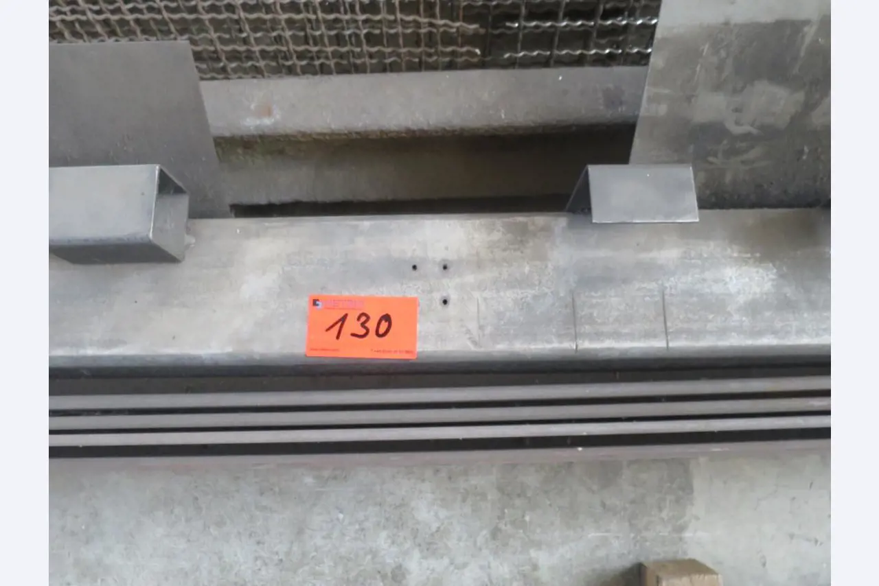 Metal working machines-15