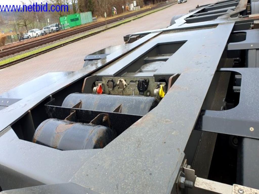 Naczepa, ciągnik siodłowy, wózek widłowy, nadwozie wymienne-16