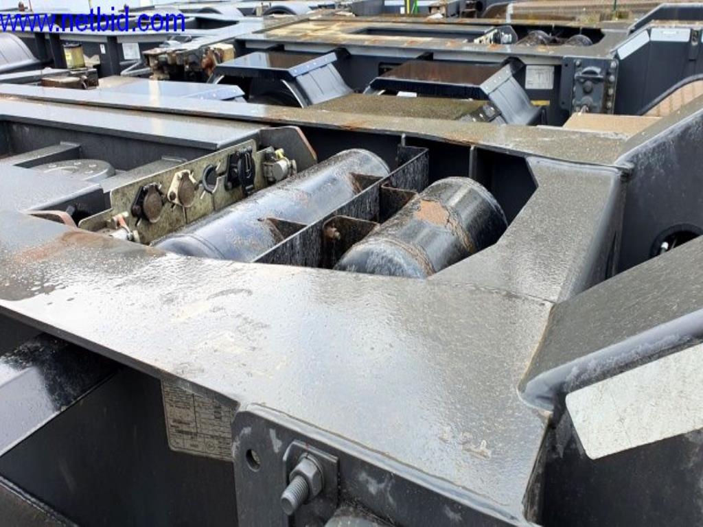 Naczepa, ciągnik siodłowy, wózek widłowy, nadwozie wymienne-23