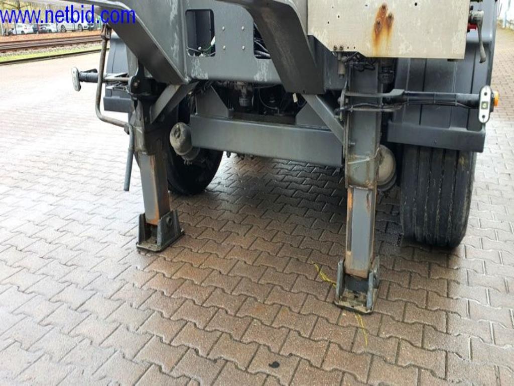 Naczepa, ciągnik siodłowy, wózek widłowy, nadwozie wymienne-26