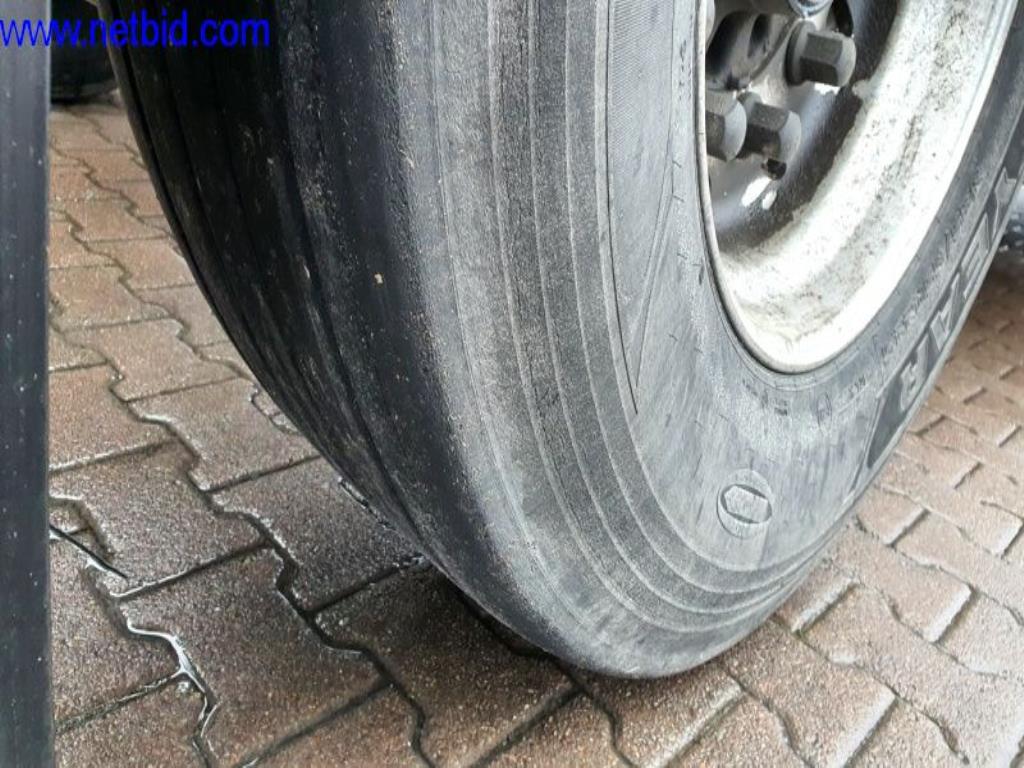 Naczepa, ciągnik siodłowy, wózek widłowy, nadwozie wymienne-37