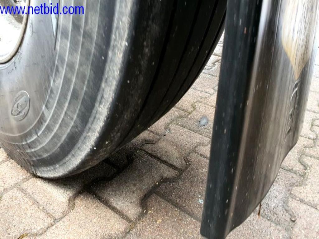 Naczepa, ciągnik siodłowy, wózek widłowy, nadwozie wymienne-7