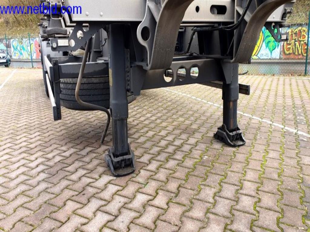 Naczepa, ciągnik siodłowy, wózek widłowy, nadwozie wymienne-10