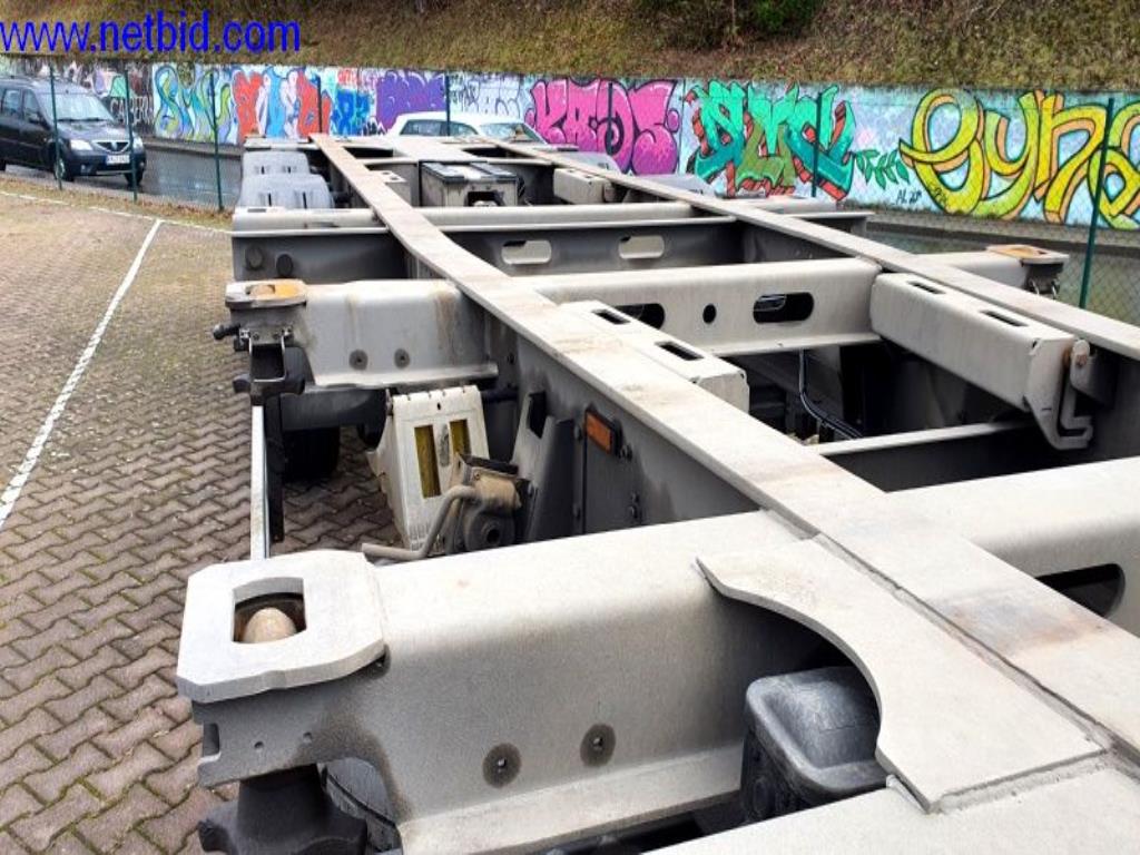 Naczepa, ciągnik siodłowy, wózek widłowy, nadwozie wymienne-12