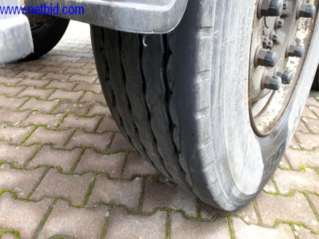 Naczepa, ciągnik siodłowy, wózek widłowy, nadwozie wymienne-17