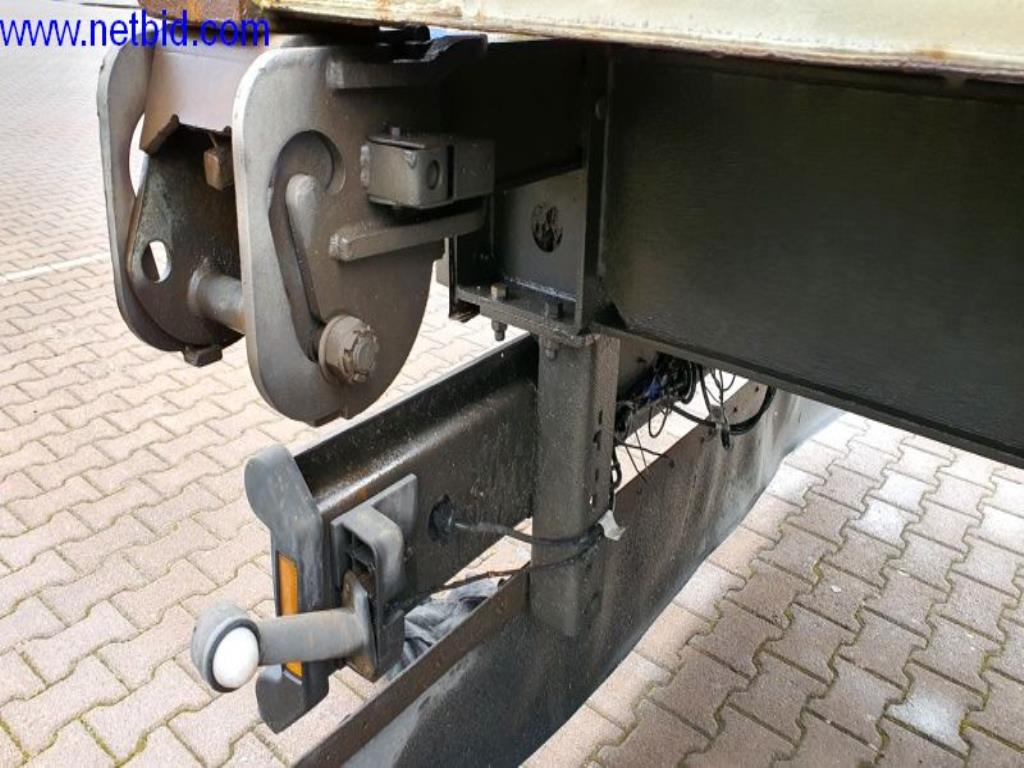 Naczepa, ciągnik siodłowy, wózek widłowy, nadwozie wymienne-10