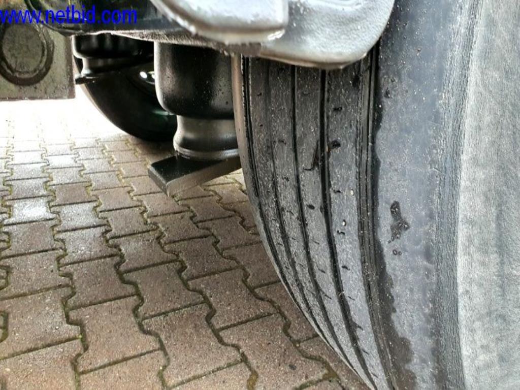 Naczepa, ciągnik siodłowy, wózek widłowy, nadwozie wymienne-4