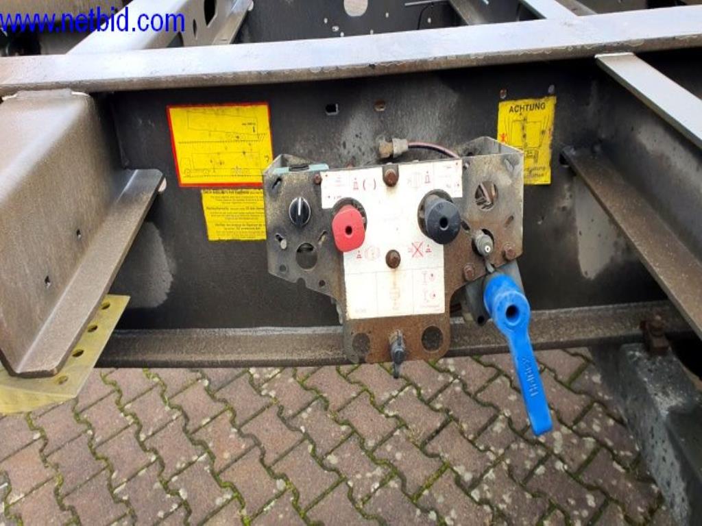 Naczepa, ciągnik siodłowy, wózek widłowy, nadwozie wymienne-3