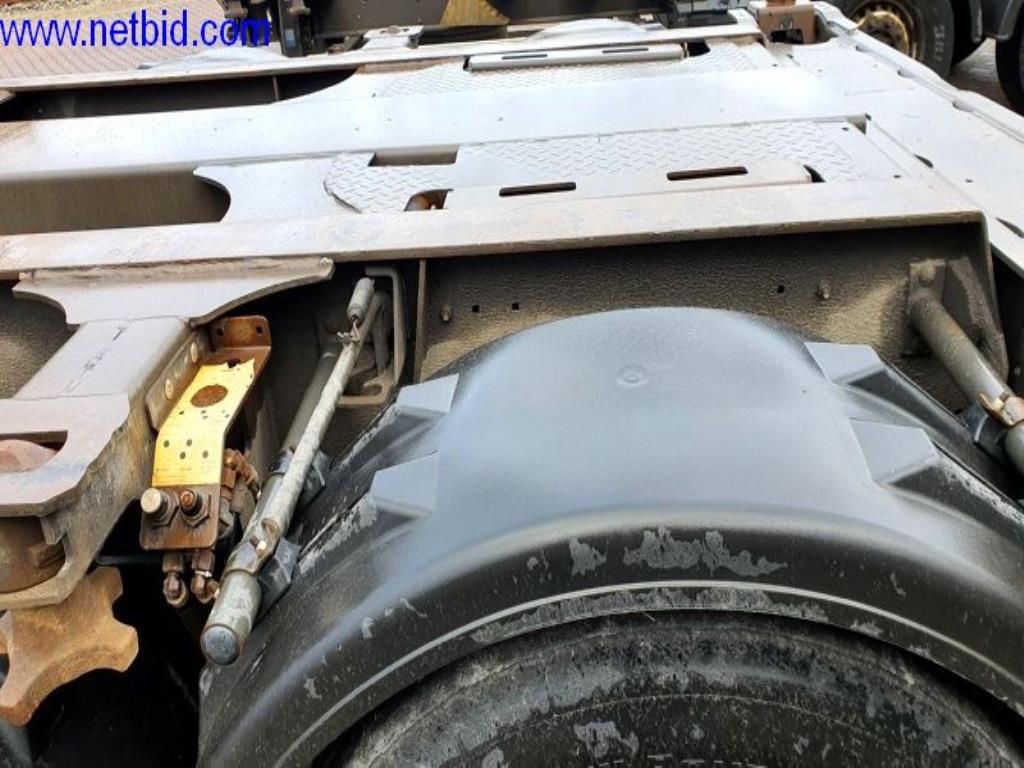 Naczepa, ciągnik siodłowy, wózek widłowy, nadwozie wymienne-7