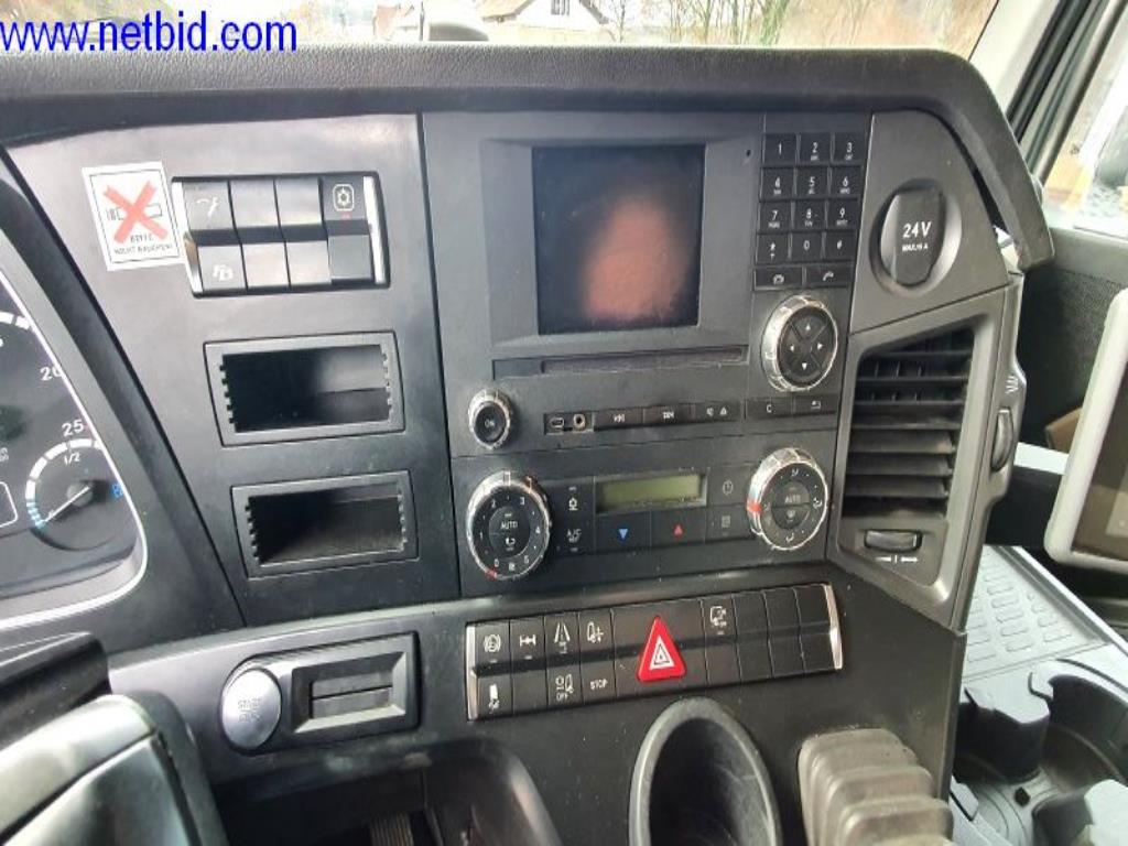 Naczepa, ciągnik siodłowy, wózek widłowy, nadwozie wymienne-29