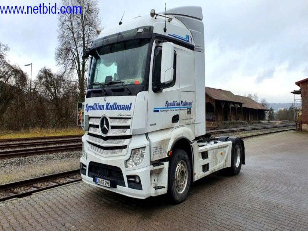 Naczepa, ciągnik siodłowy, wózek widłowy, nadwozie wymienne-2