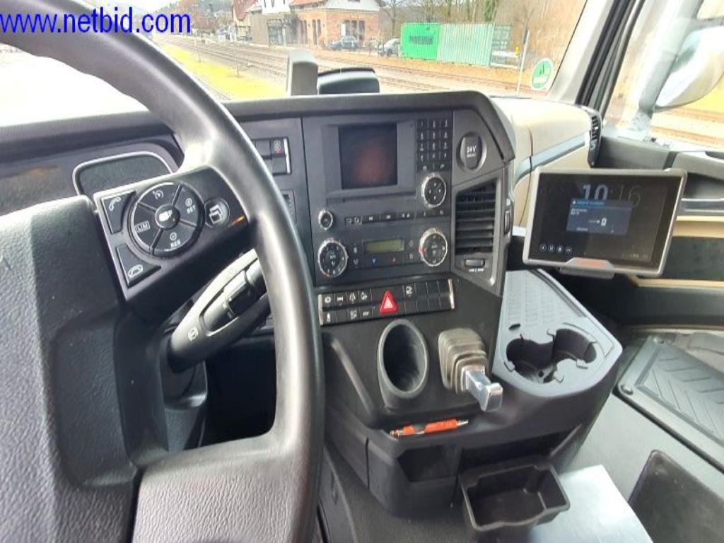 Naczepa, ciągnik siodłowy, wózek widłowy, nadwozie wymienne-30