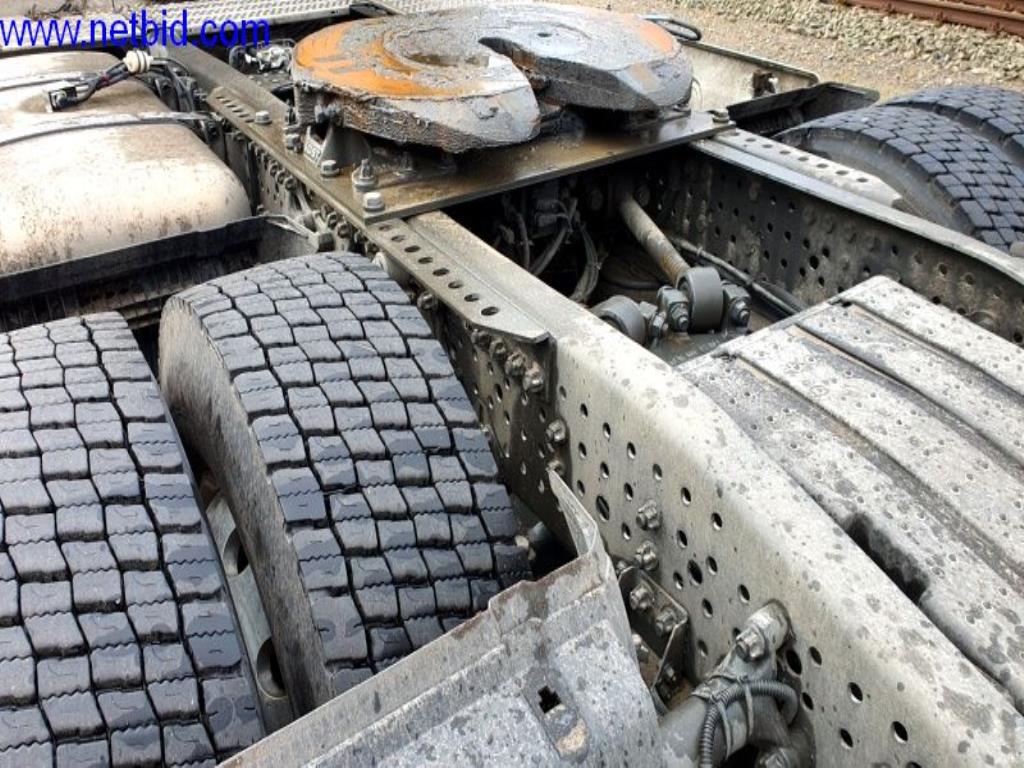 Naczepa, ciągnik siodłowy, wózek widłowy, nadwozie wymienne-34