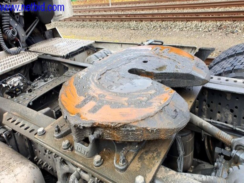 Naczepa, ciągnik siodłowy, wózek widłowy, nadwozie wymienne-36