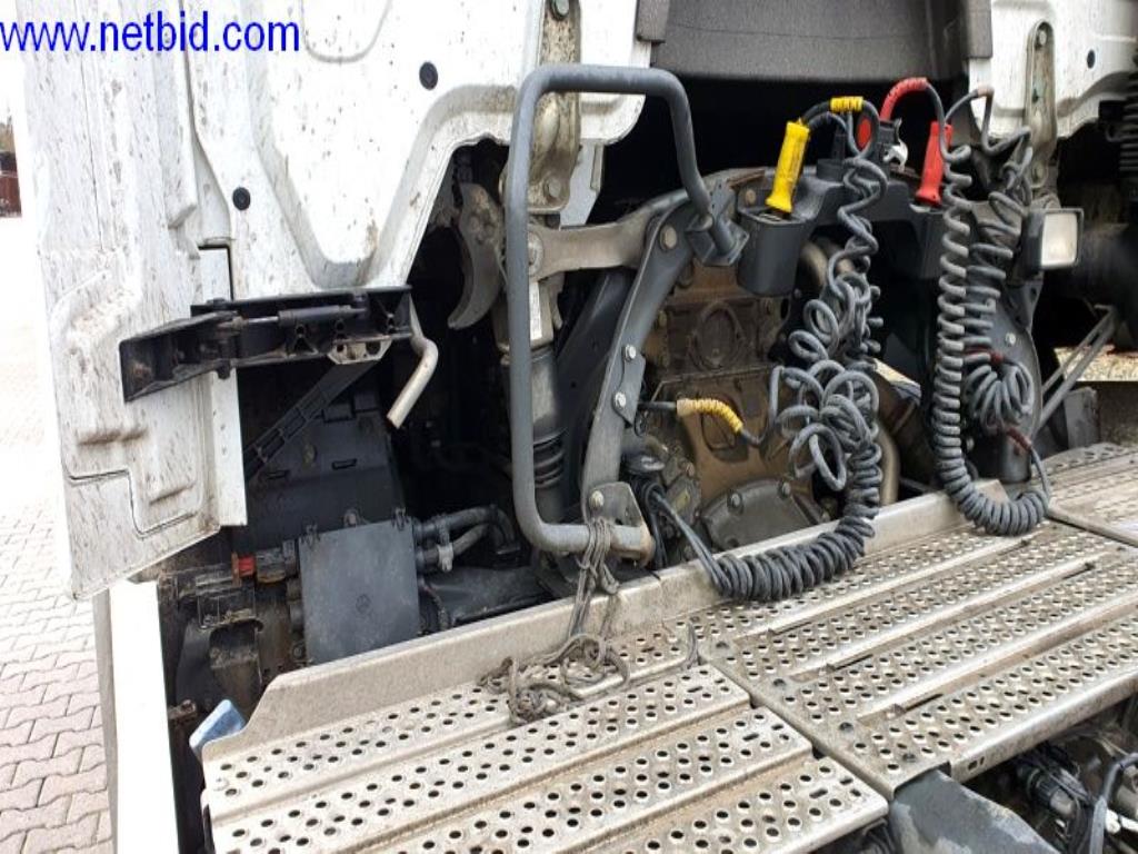 Naczepa, ciągnik siodłowy, wózek widłowy, nadwozie wymienne-38