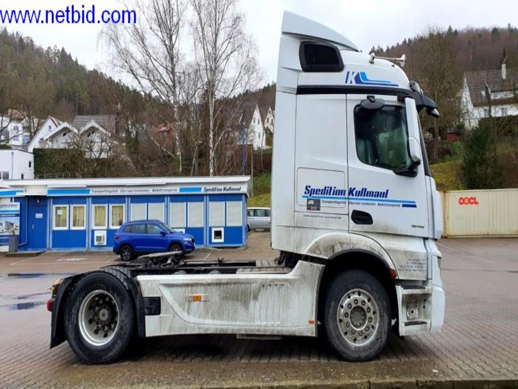 Naczepa, ciągnik siodłowy, wózek widłowy, nadwozie wymienne-53