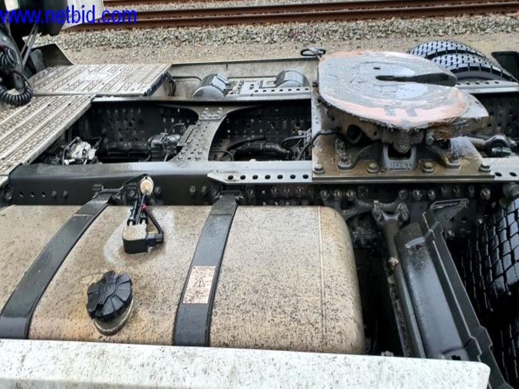 Naczepa, ciągnik siodłowy, wózek widłowy, nadwozie wymienne-6