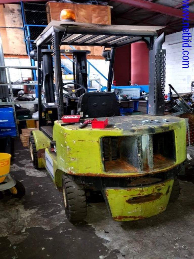 Naczepa, ciągnik siodłowy, wózek widłowy, nadwozie wymienne-11