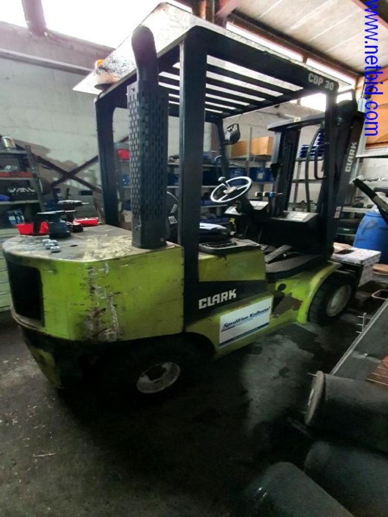 Naczepa, ciągnik siodłowy, wózek widłowy, nadwozie wymienne-12