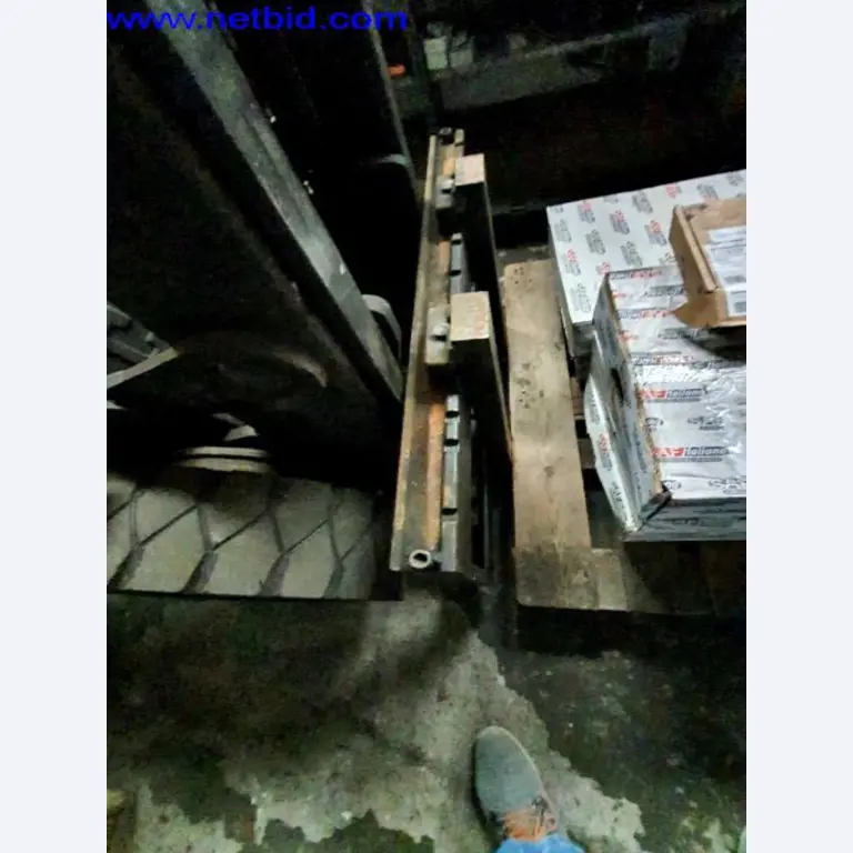 Semirremolques, cabezas tractoras, carretillas elevadoras, cajas móviles-14